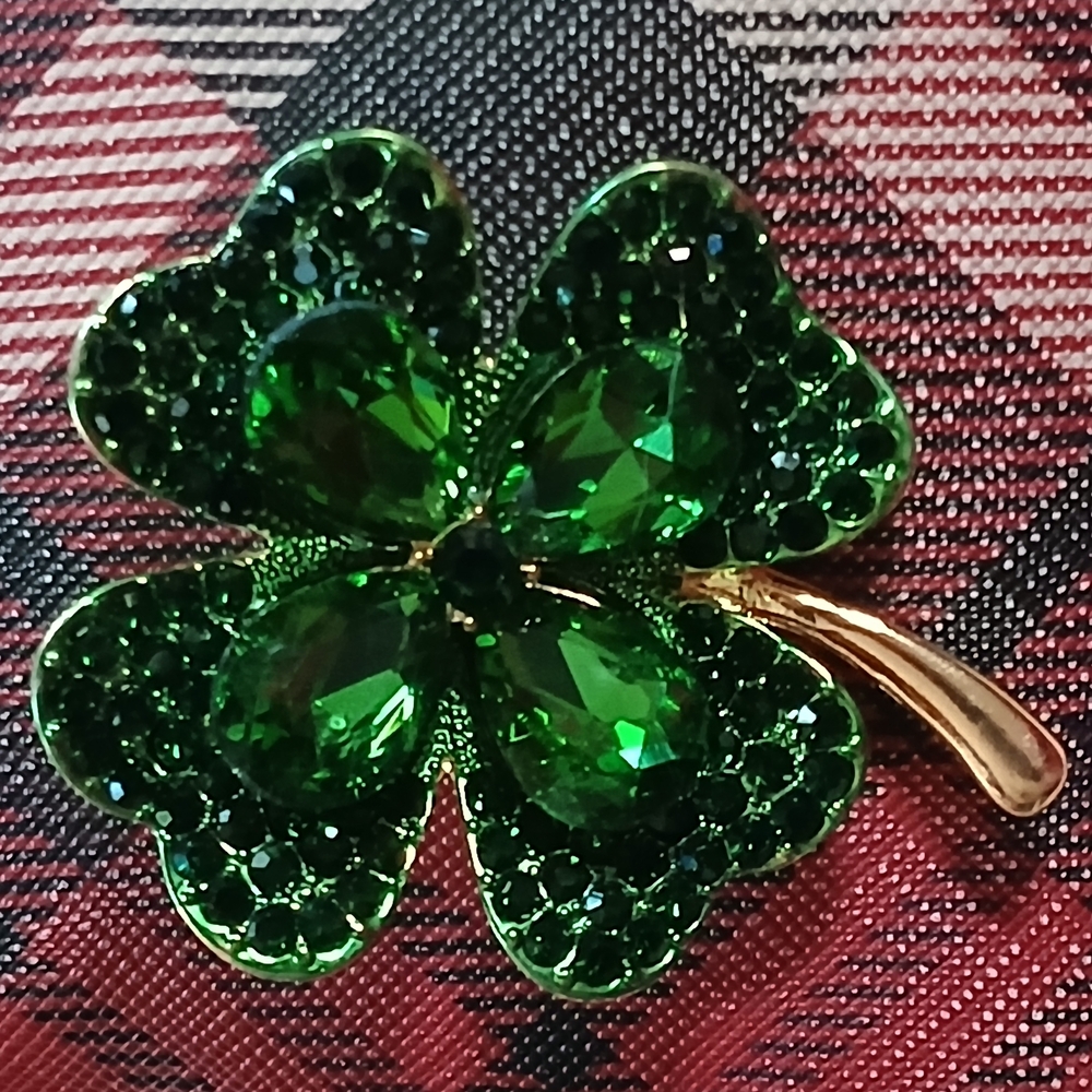 🍀Saint Patricks Day Shamrock Brooch🍀 - Picture 5 of 13